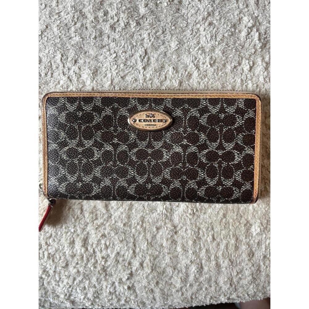 Coach Signature Jacquard Accordion Zip Wallet Brown Red Interior